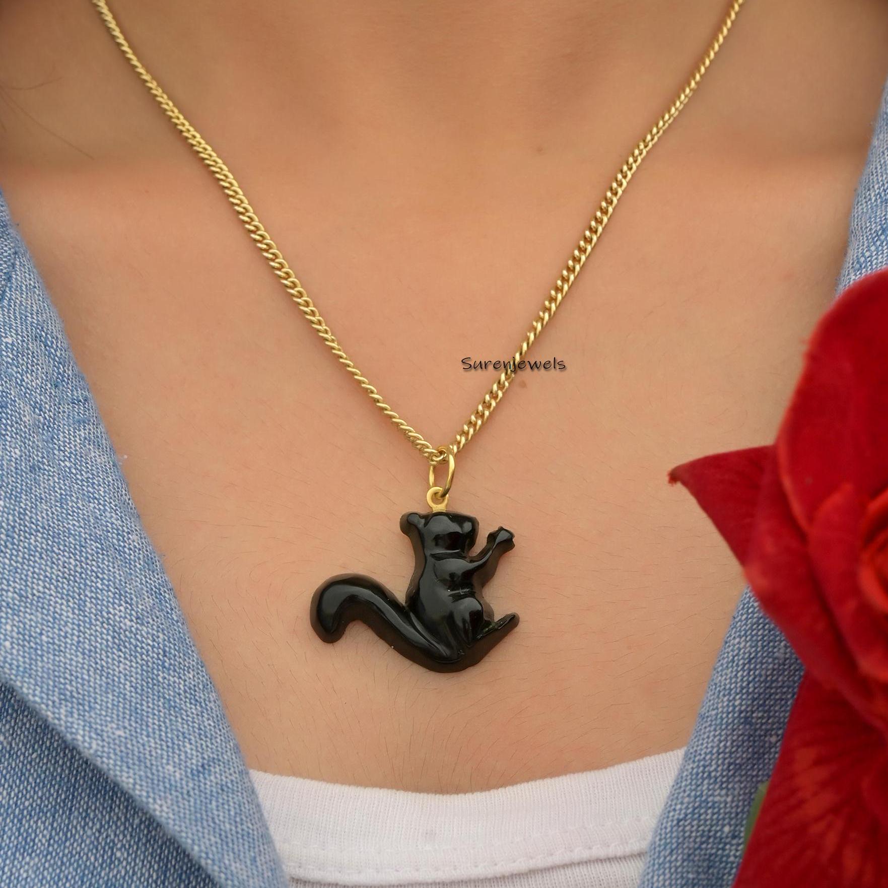 Hand Carving 14k Gold Gemstone Squirrel Pendant, Gemstone Squirrel Pendant - View 3 - Suren Jewels | SKU: SJP
