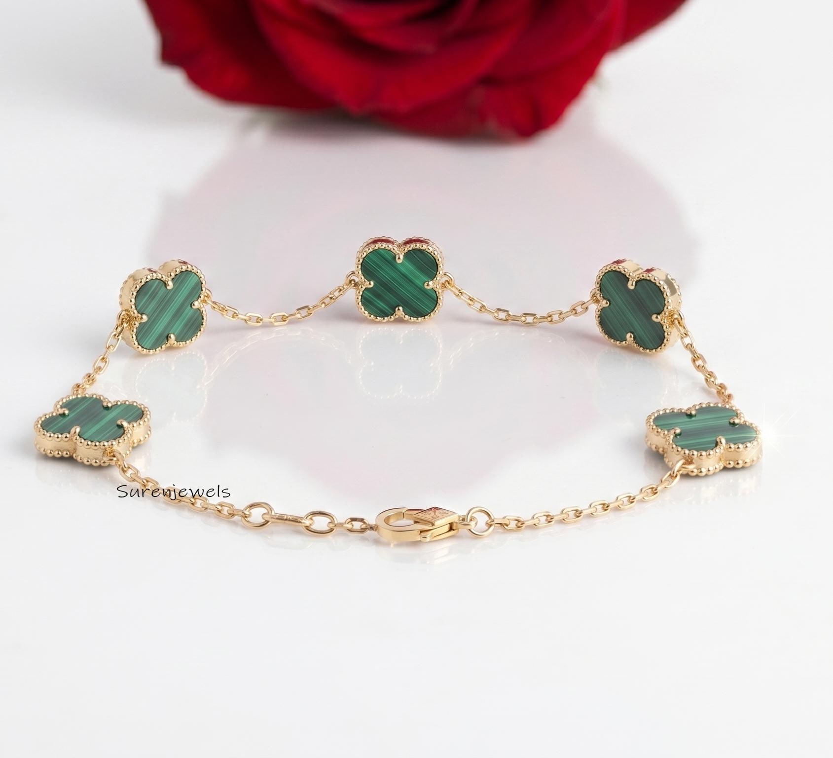 Dainty Malachite Clover Bracelet, 14K Gold Plated Four Leaf Clover Jewelry, Lucky Charm Bracelet, Minimalist Floral Bracelet,