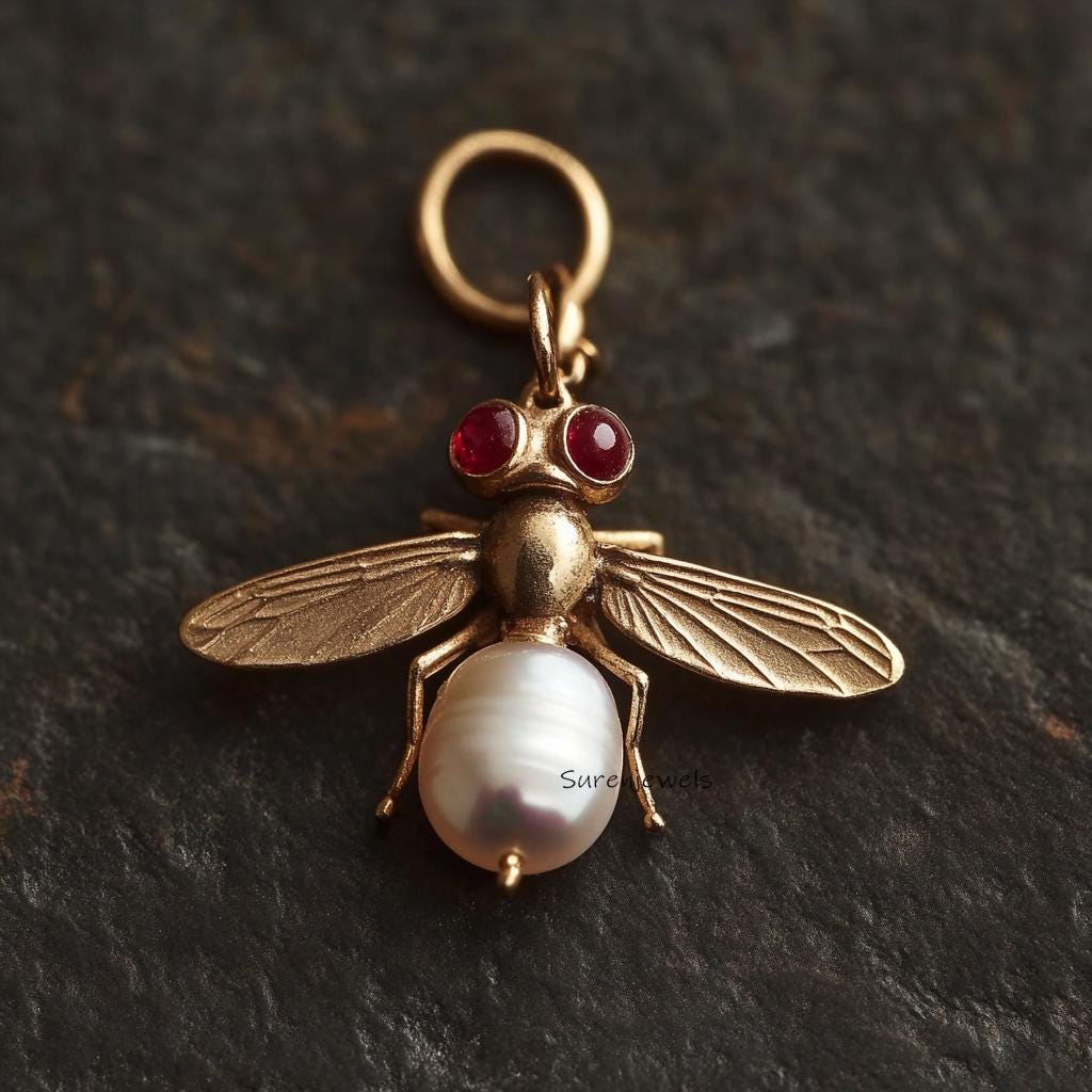 Hand Carved Pearl Bee Charm: 925 Silver Gemstone Pendant - View 5 - Suren Jewels | SKU: SJP3615-SLRGRQRUCZ-25M