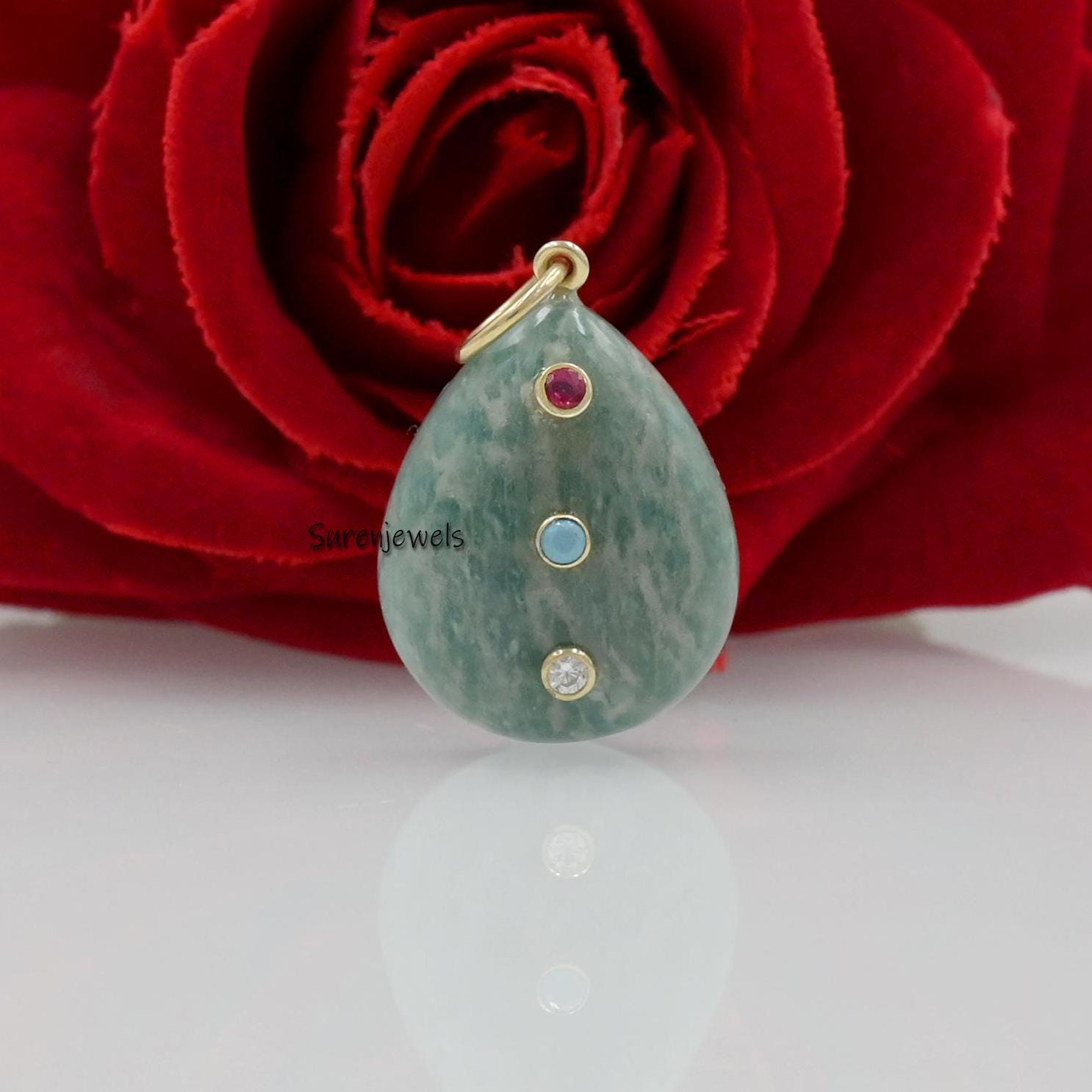 14k Gold Malachite Teardrop Pendant: Carved Gemstone Charm - View 4 - Suren Jewels | SKU: SJP,SJP3515-SLYGMSMG-25M,SJP3522-SL