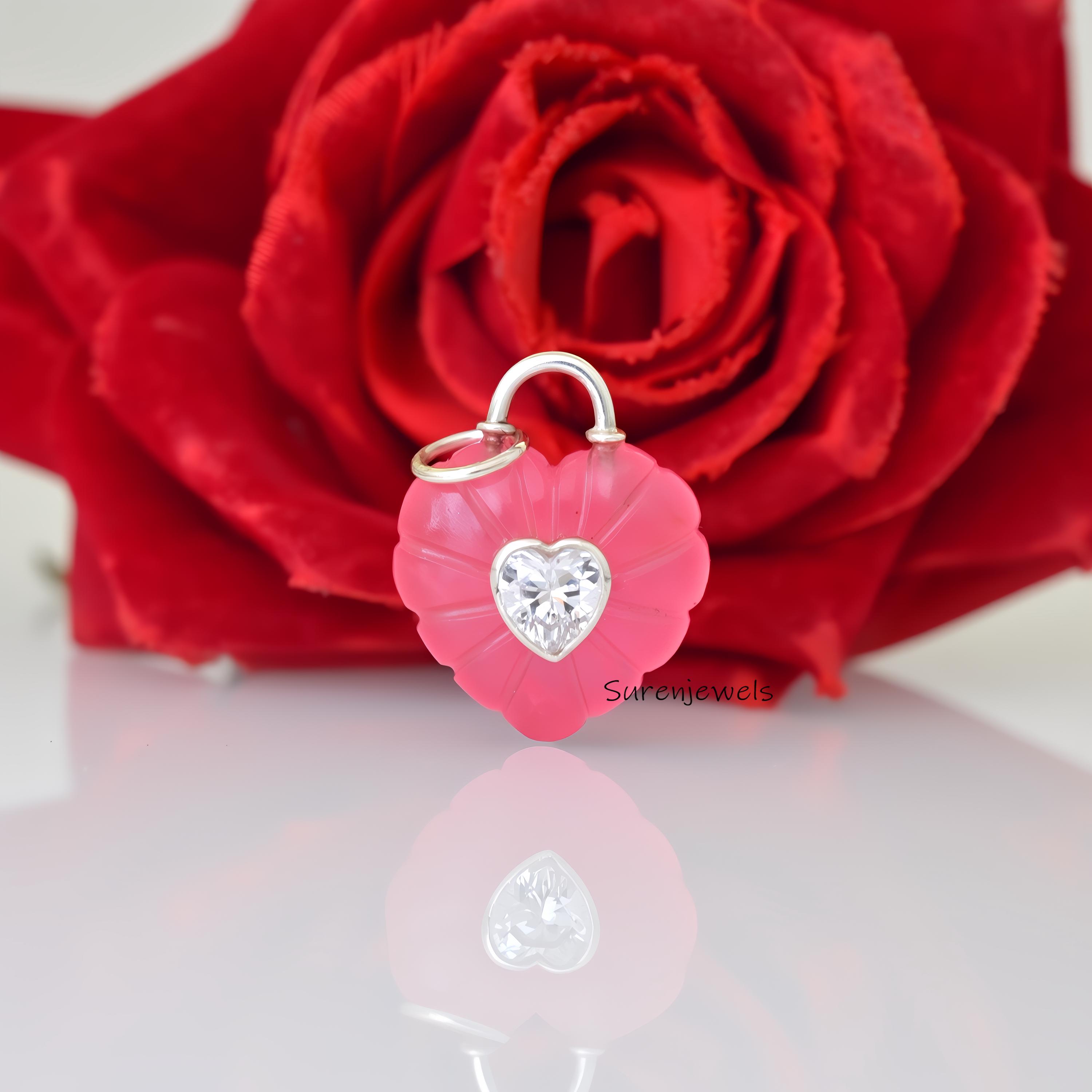 14k Gold Heart Padlock Pendant, Carved Gemstone Charm - View 2 - Suren Jewels | SKU: SJP4785-SLYGLBCZ-25M