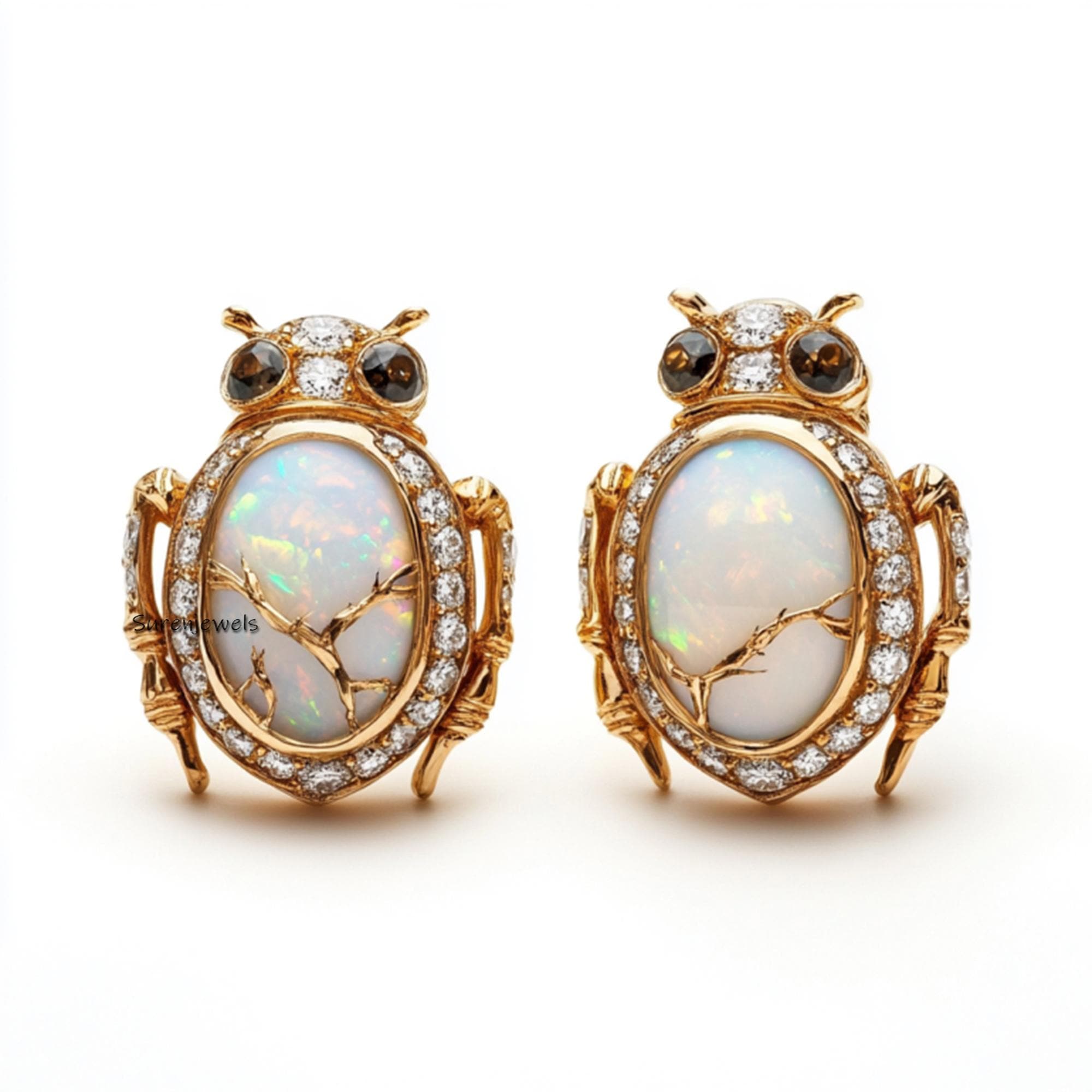 14Kゴールドスカラベスタッド：手彫りエジプトカブトムシイヤリング