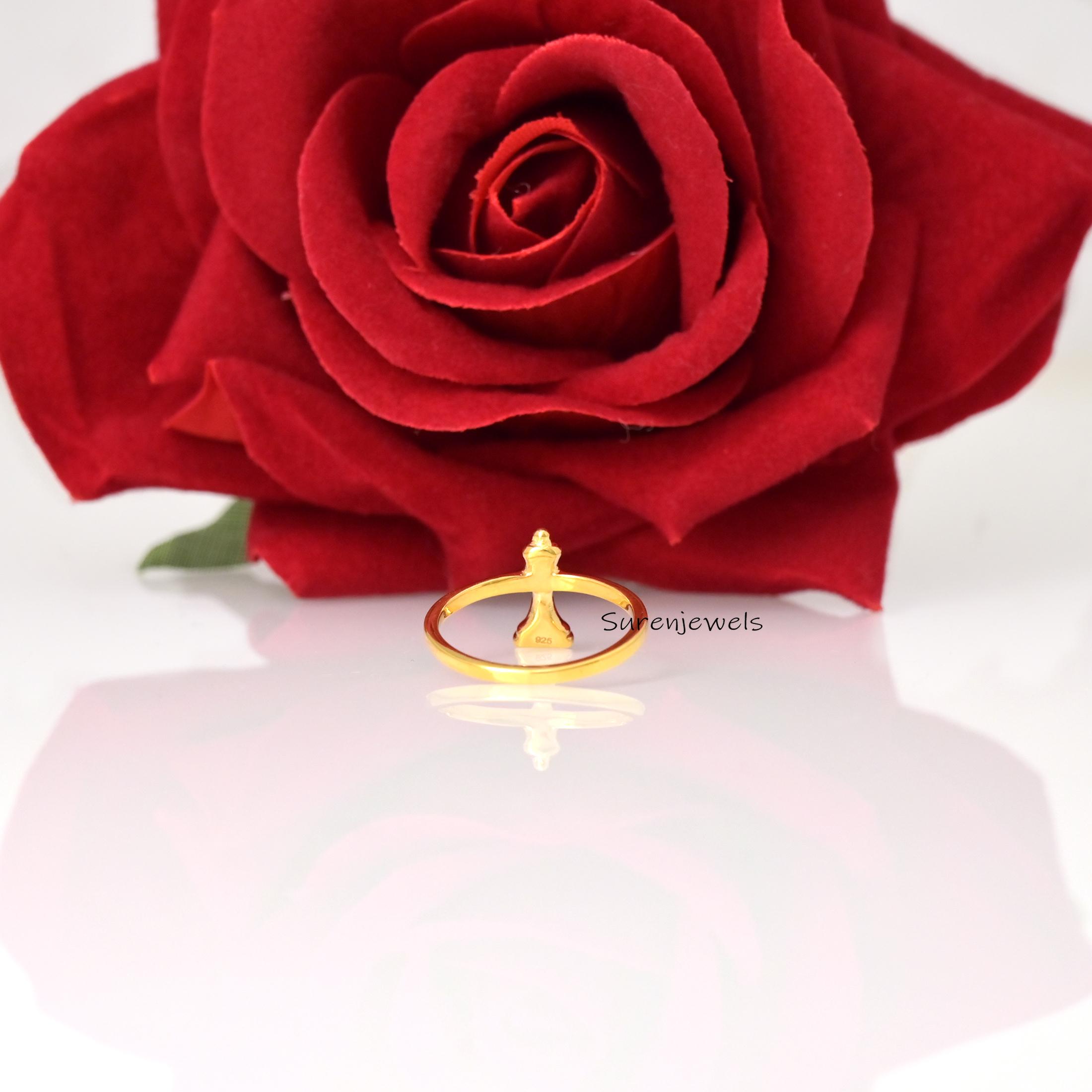 14k Gold Chess Queen Ring: Minimalist Jewelry - View 2 - Suren Jewels | SKU: SJR3236-SLYG-US-5