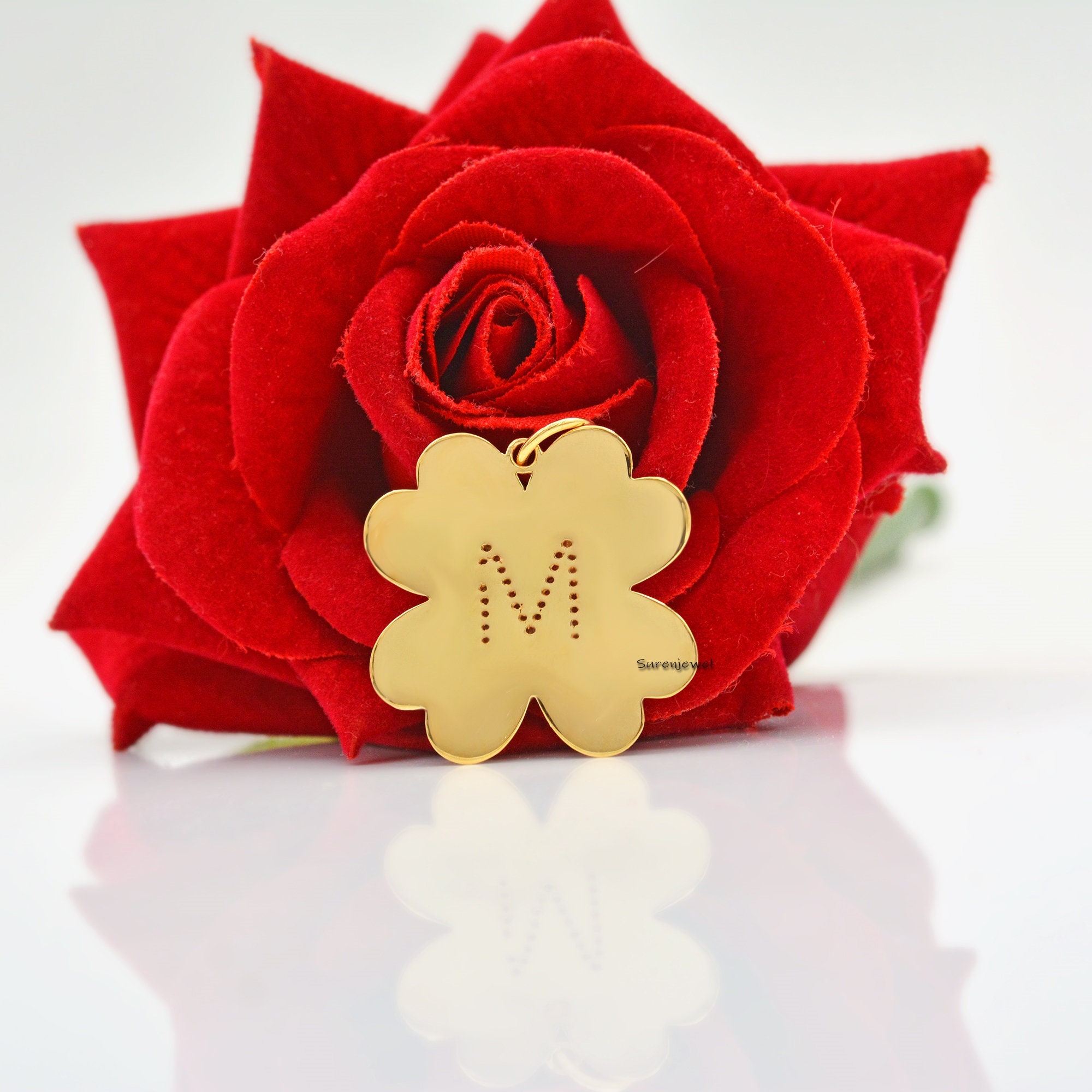 925 silver Diamond Initial Letter Clover Pendant Jewelry - View 3 - Suren Jewels | SKU: SJP11-SLWGDI-J-N47-18I-925