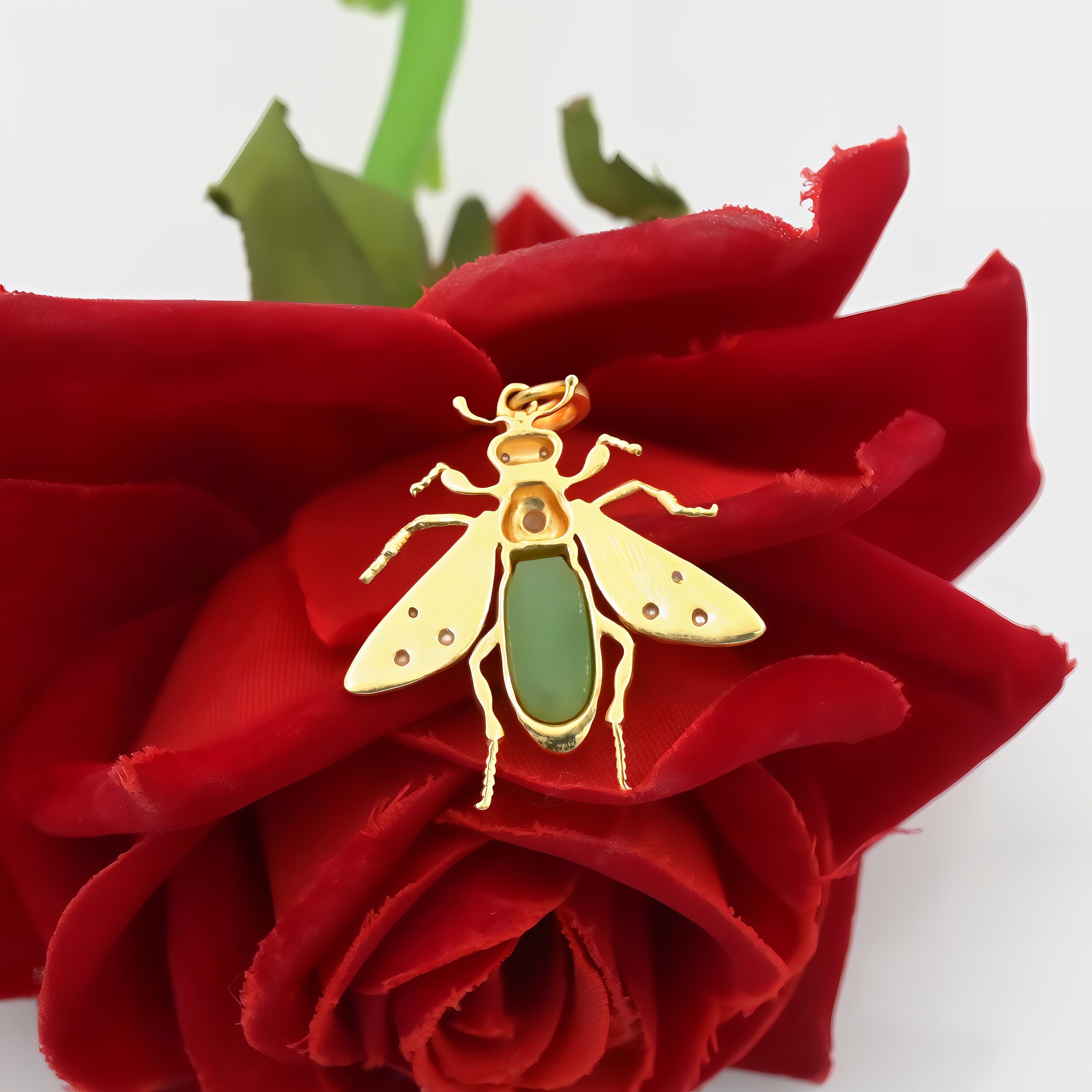 14k Solid Gold Opal Bee Pendant: Gemstone Honey Bee Charm - View 5 - Suren Jewels | SKU: SJP3864-SLYGGOP-25M,SJP4355-SLYGRCRP