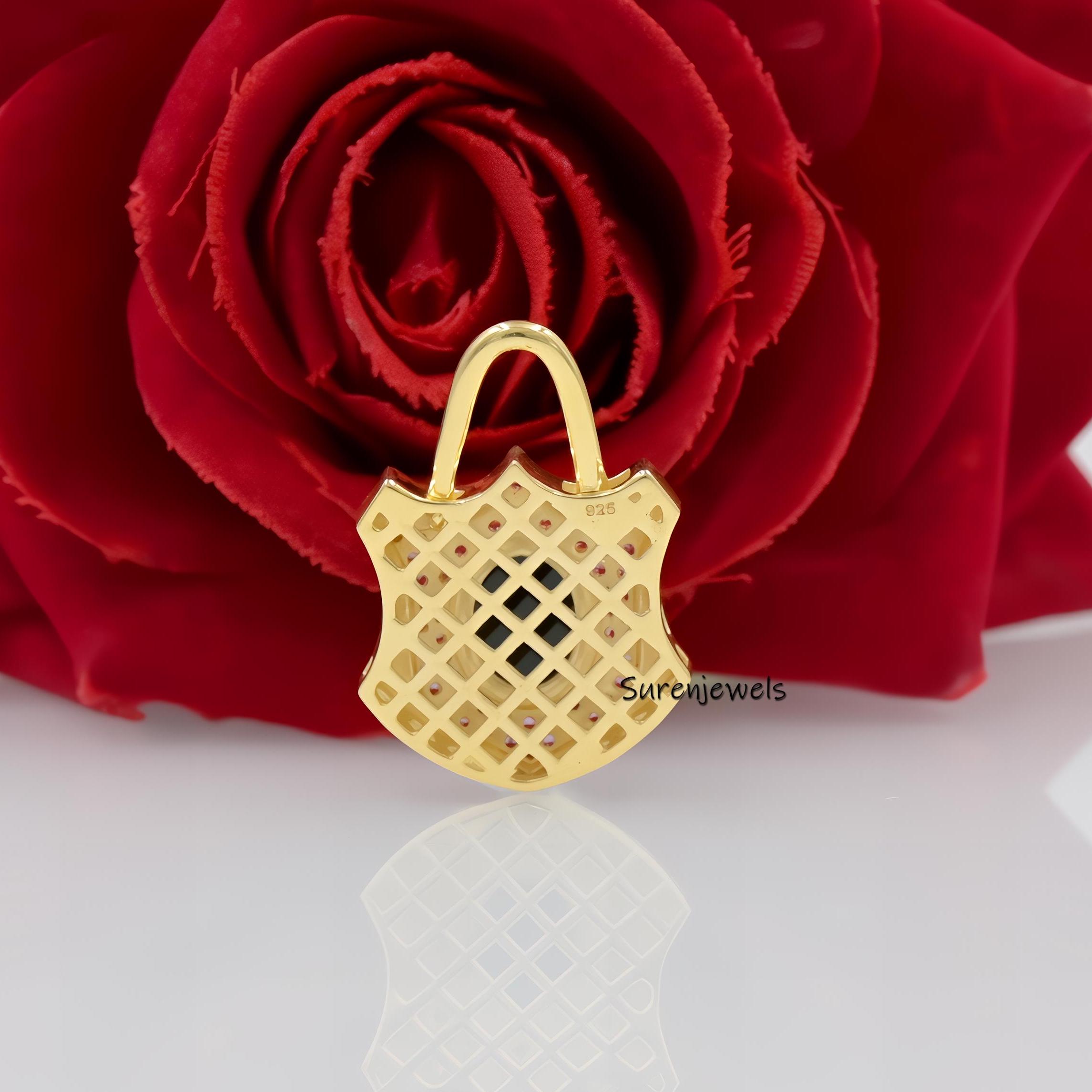 925 Silver Gemstone Padlock Pendant: Openable Designer Vintage Charm - View 2 - Suren Jewels | SKU: SJP70-SLYGPSPBO-N22-18I