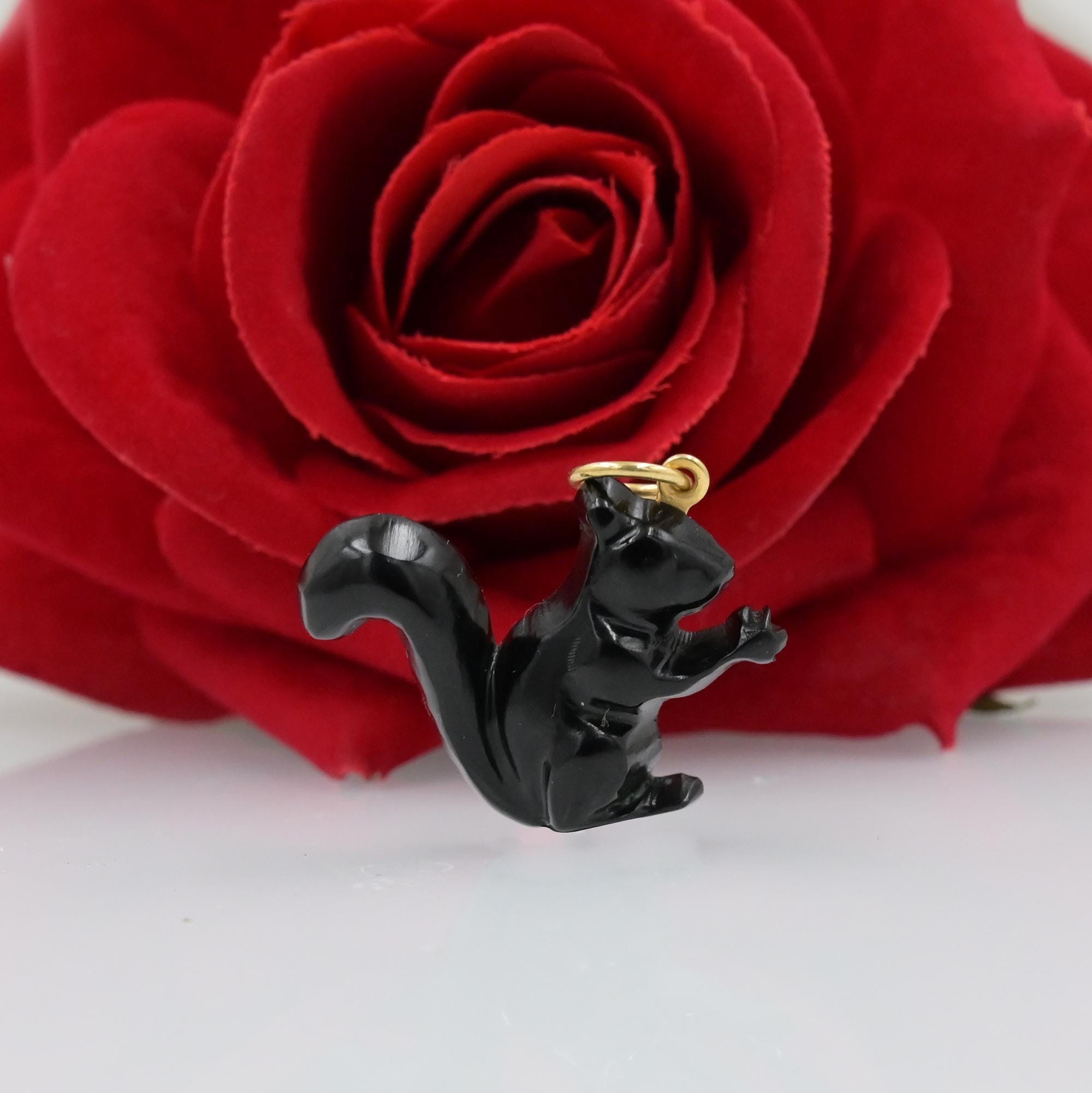 Hand Carving 14k Gold Gemstone Squirrel Pendant, Gemstone Squirrel Pendant - View 4 - Suren Jewels | SKU: SJP