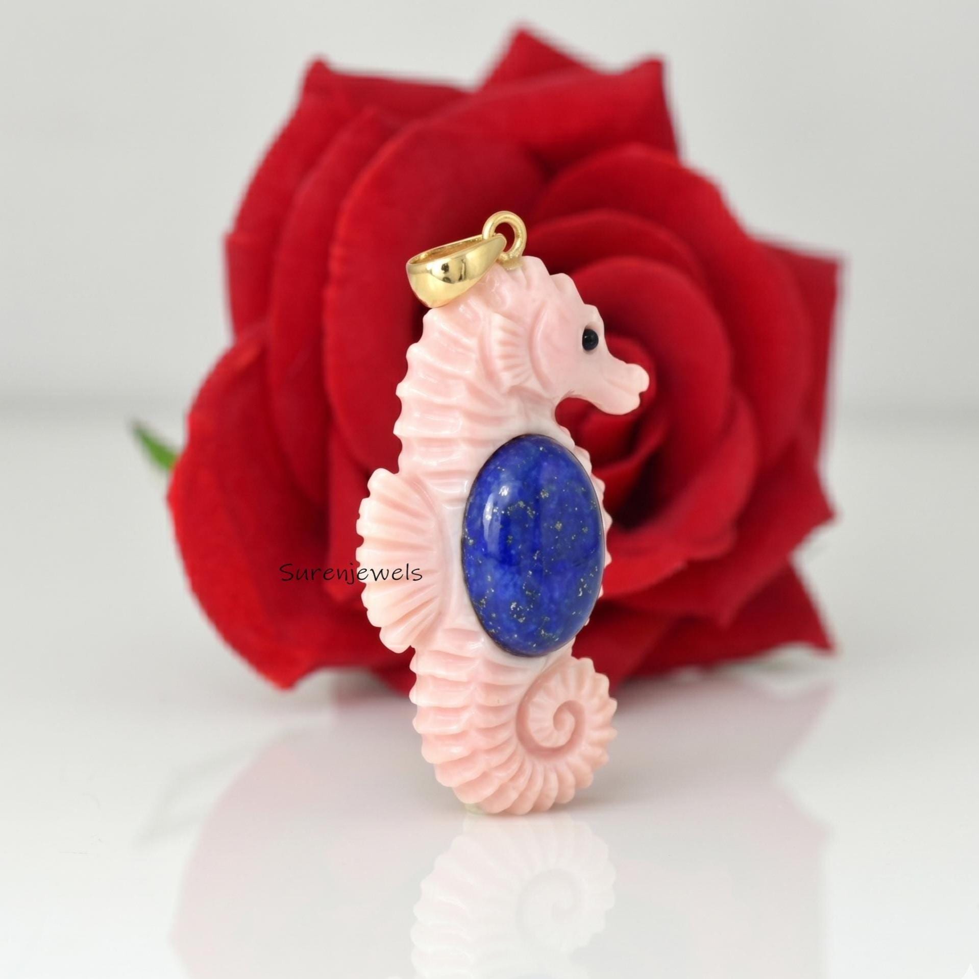 14k Gold Carved Gemstone Seahorse Pendant, Sealife Seahorse Pendant, Handmade Designer Seahorse Pendant, Carving Seahorse Jew