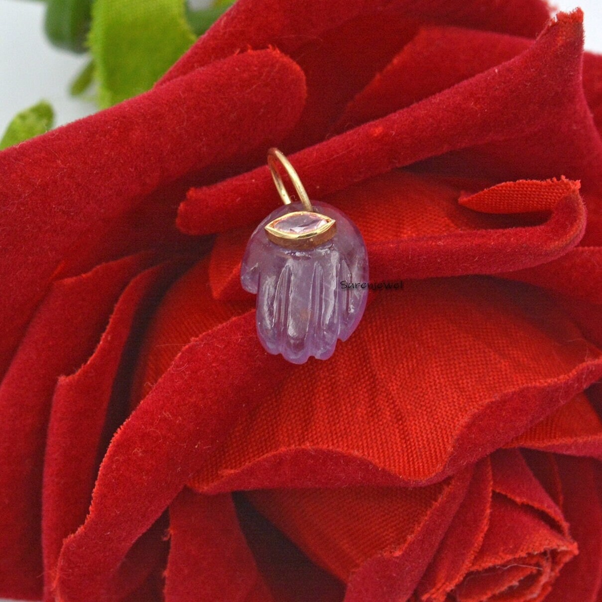 9k Gold Gemstone Figa Hand Pendant: Amethyst or Lapis Charm - View 4 - Suren Jewels | SKU: SJP1047-SLYGAMPSP-15M