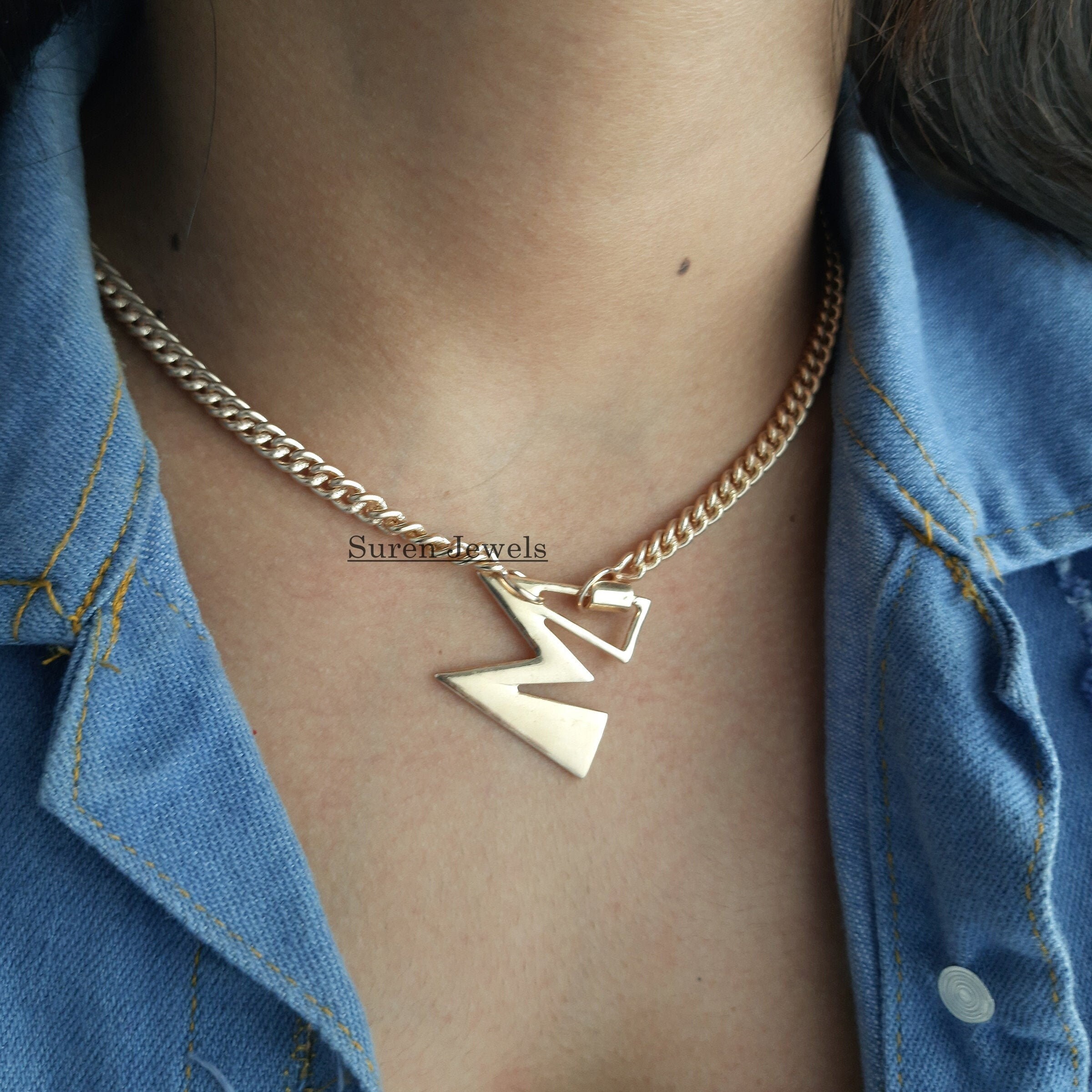 925 Silver Initial Carabiner Necklace: Custom Letter Lock - View 5 - Suren Jewels | SKU: SJC88-SLYG-M-N22-18I