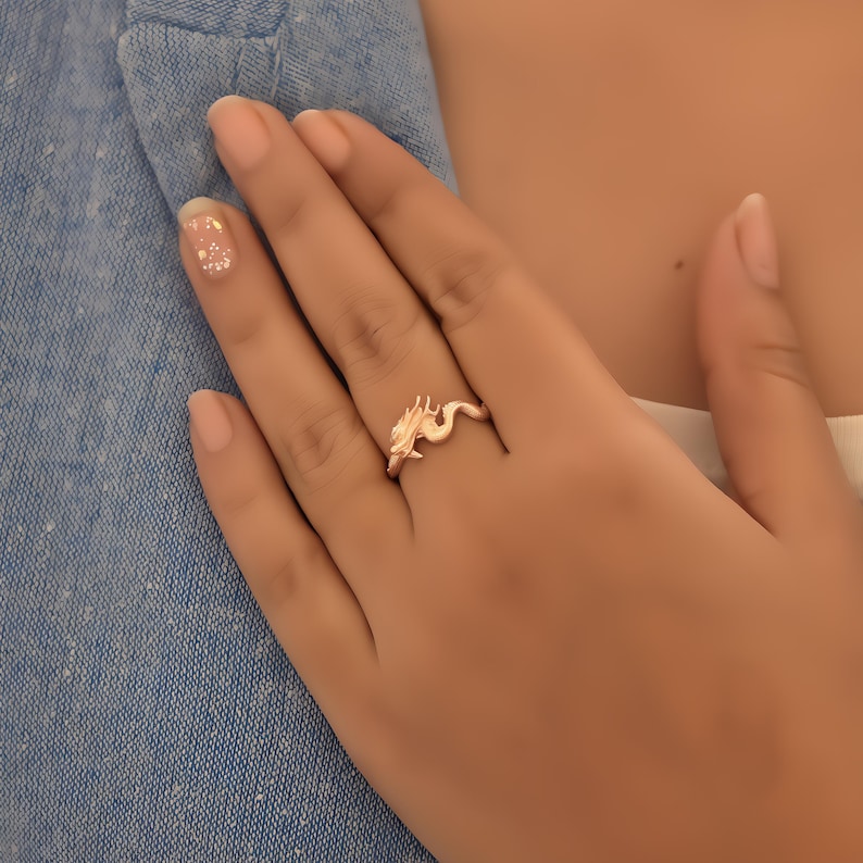 Anillo triangular minimalista de plata 925, anillo geométrico, anillo de plata, anillo minimalista, anillo triangular de diseñador imagen 4