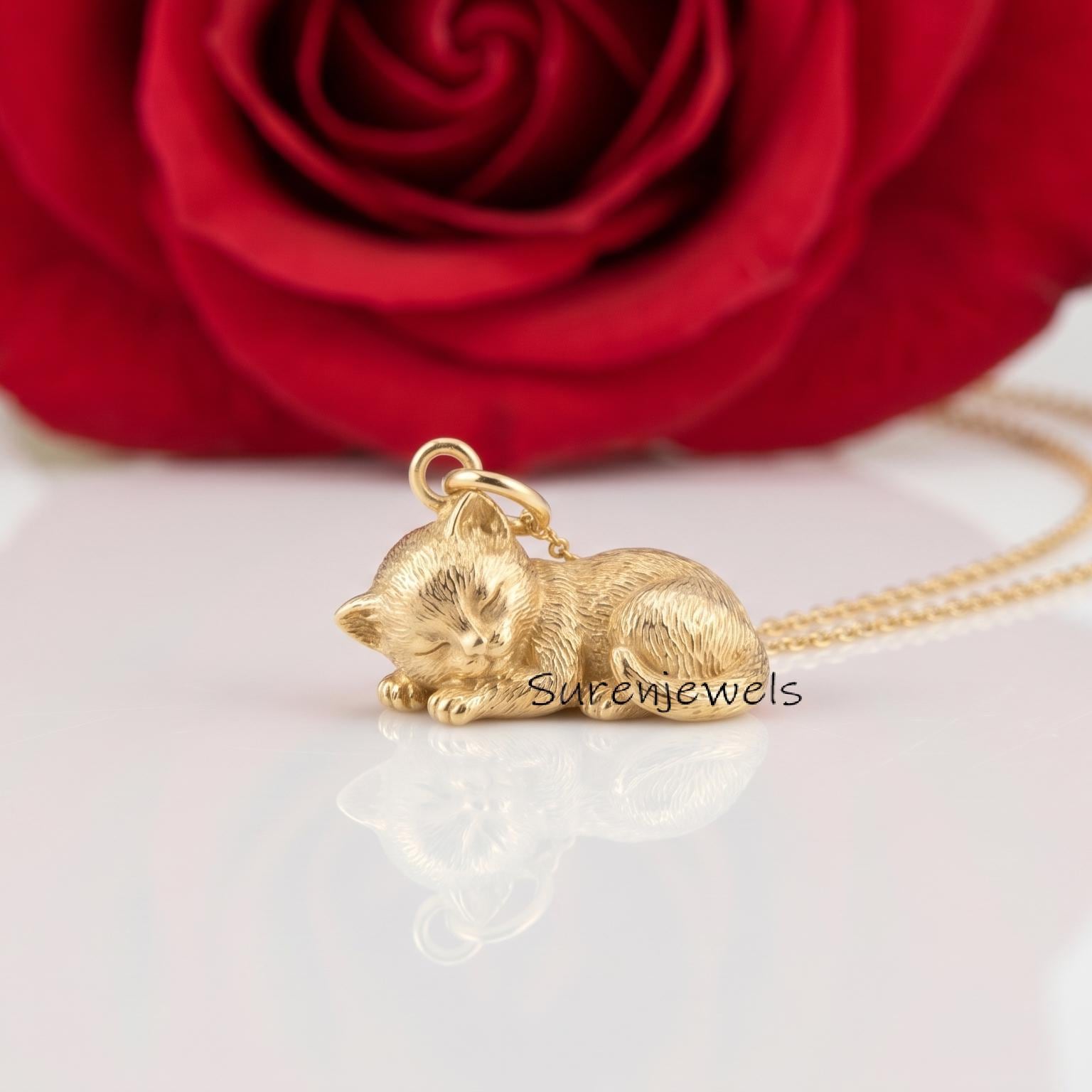 14K Gold Sleeping Cat Pendant, Solid Gold Kitten Pendant, 14k Gold Little Cat Pendant, Gold Textured Sitting Cat Pendant, Cut