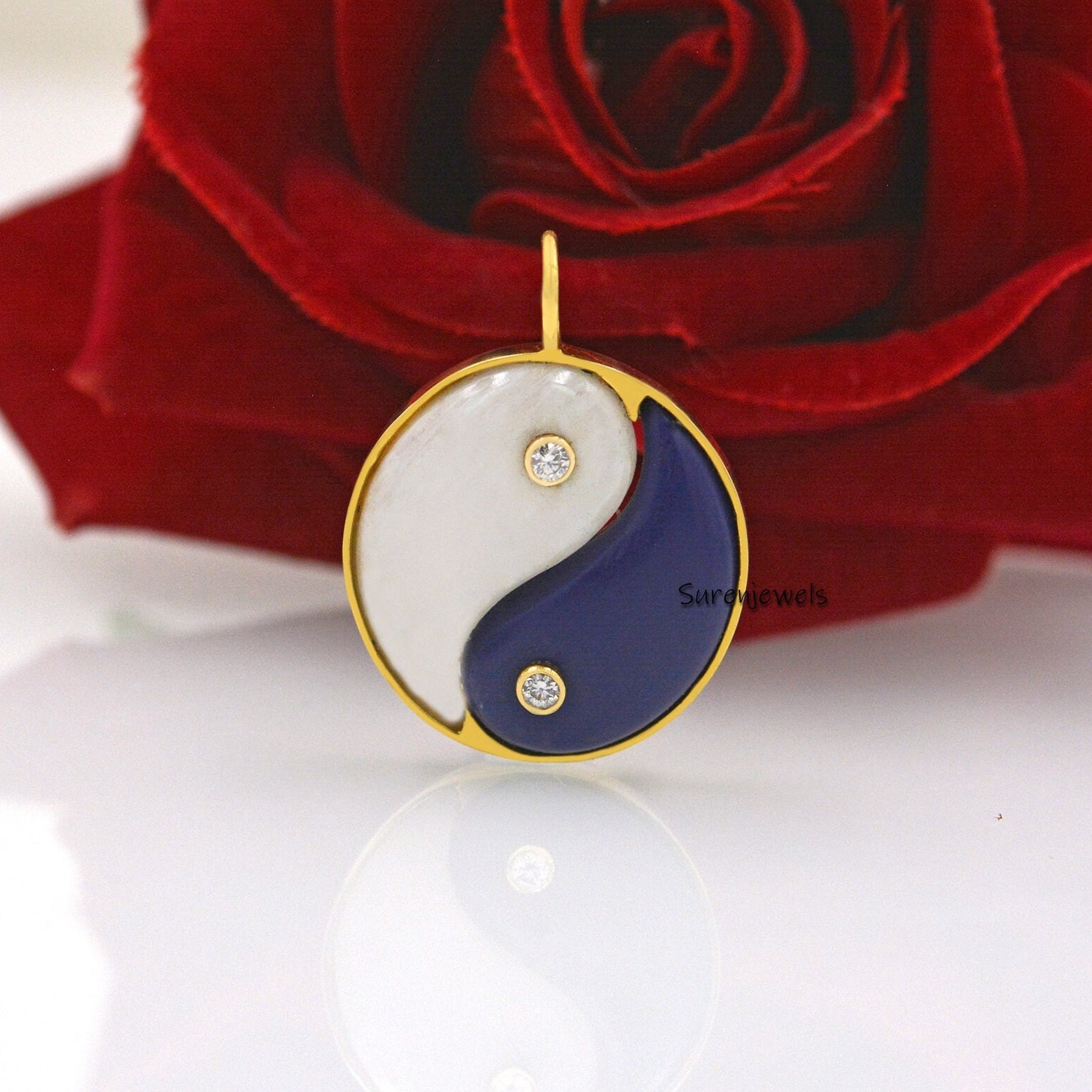 14K Gold Yin Yang Pendant, Gemstone Chinese Charm - View 6 - Suren Jewels | SKU: SJP1585-SLYGMOPGOPMN