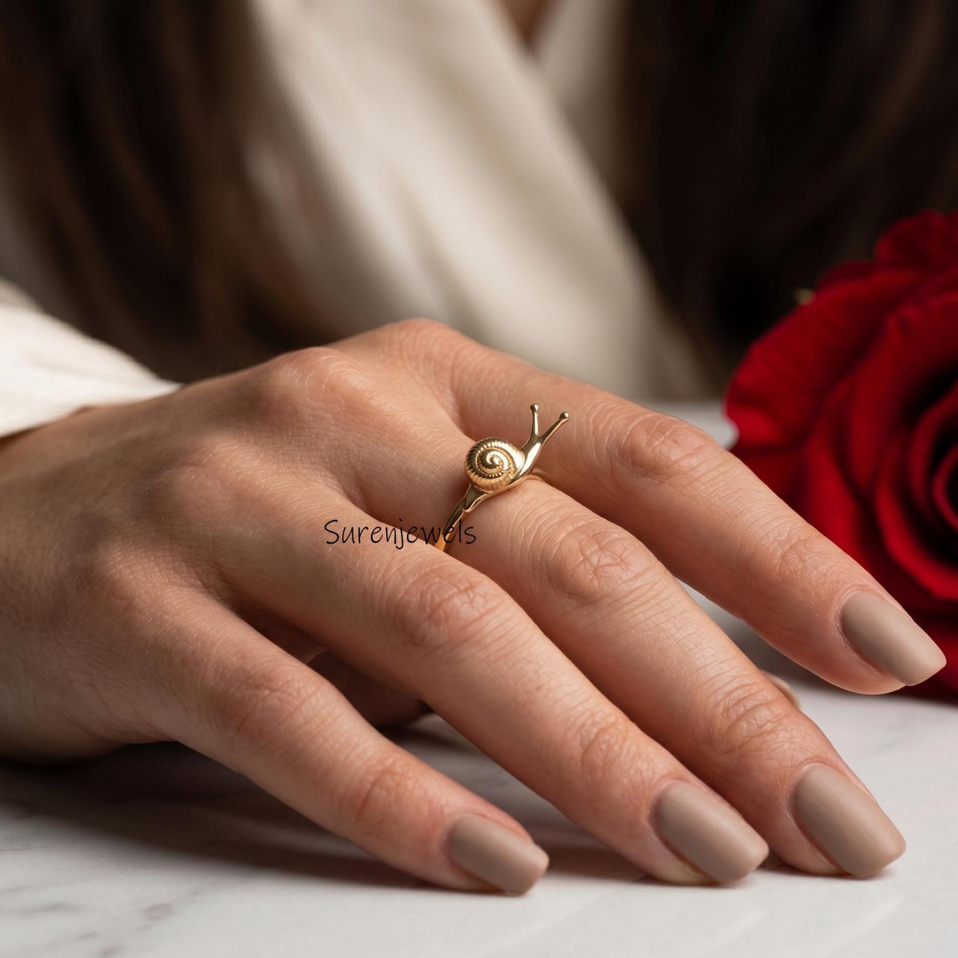 Solid 14K Gold Snail Ring, Dainty Snail Ring, Gold Snail Jewelry, Unique Sea Animal Inspired Wear Ring, Spiral Shell Ring, S