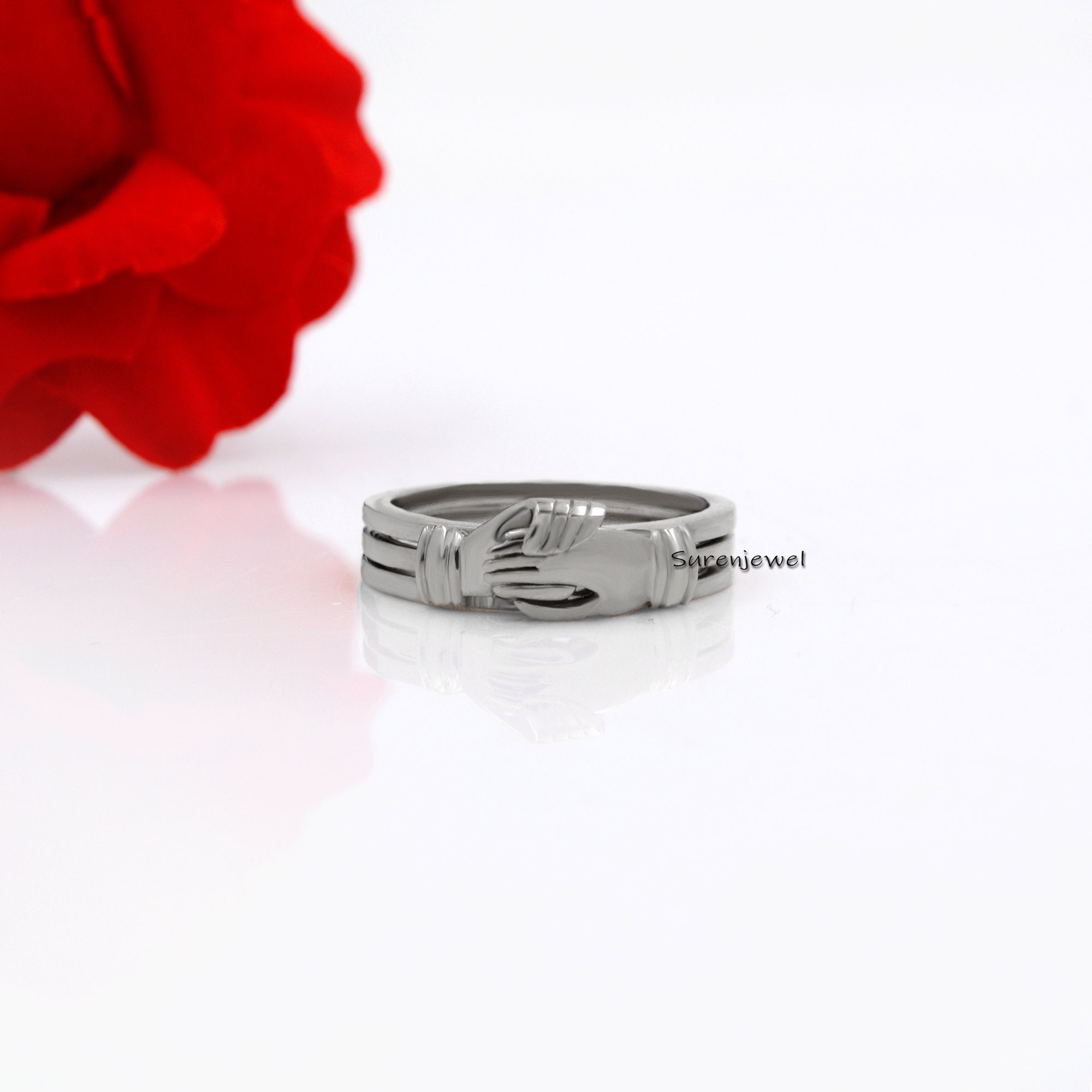 14K Gold Fede Gimmel Ring: Vintage Holding Hands Ring - View 7 - Suren Jewels | SKU: SJR236-14KYG
