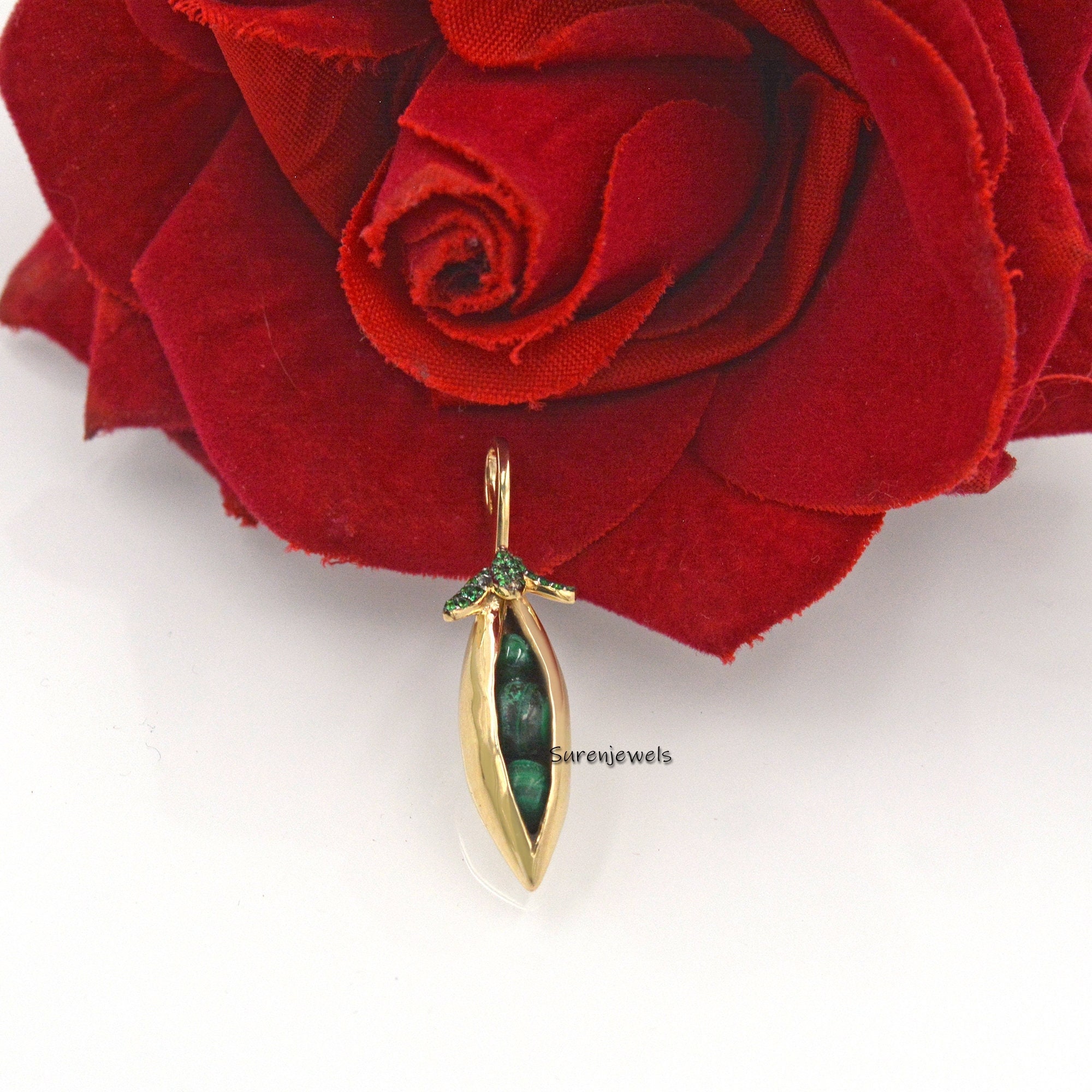 Vintage 14k Solid Gold Peas Pendant: Handmade Gemstone Design - View 4 - Suren Jewels | SKU: SJP1571-SLYGCHGCZ