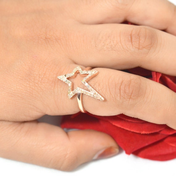 Star Ring in Solid Gold - Talu RocknGold