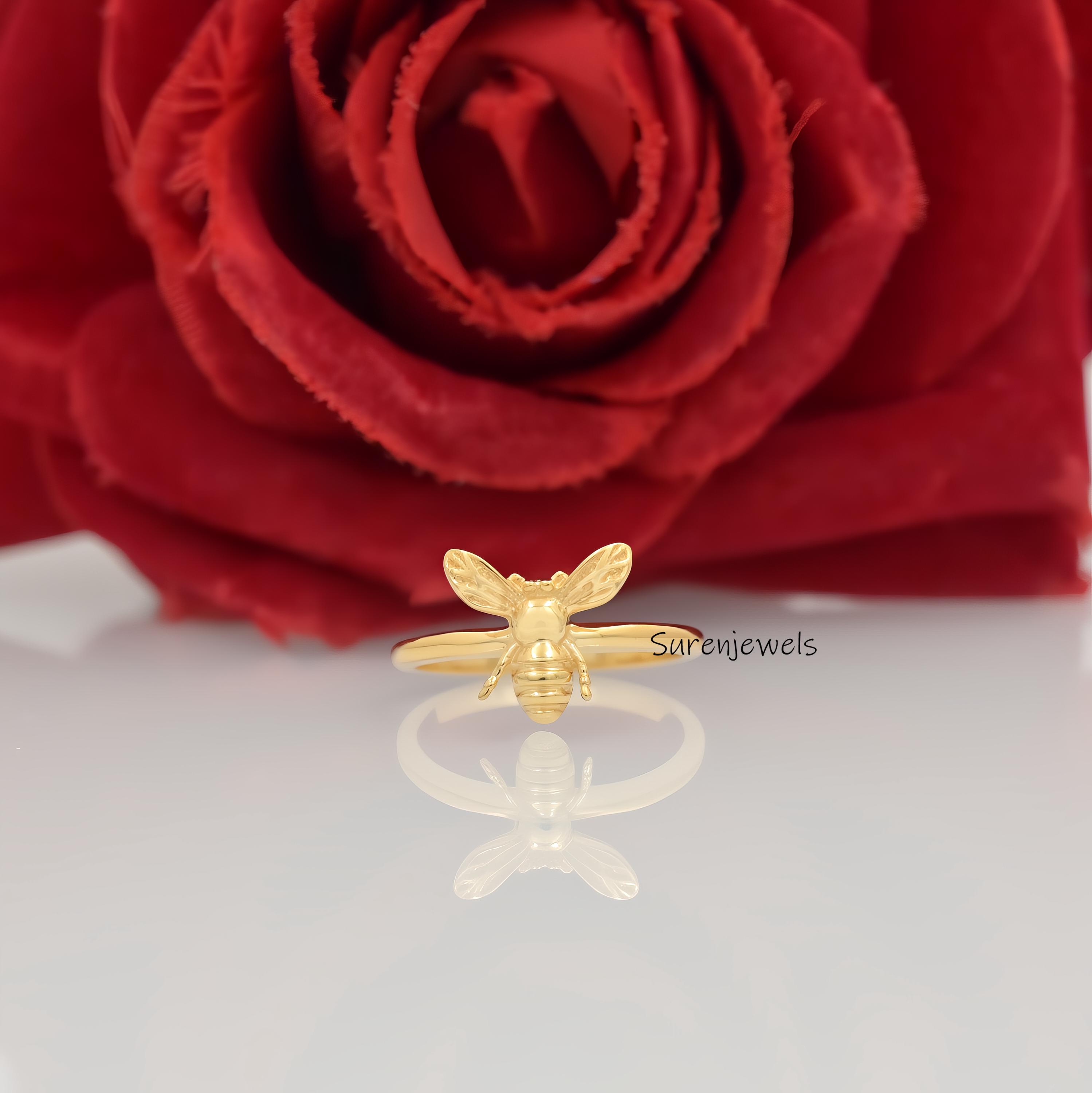 14K Solid Gold Bee Ring: Moissanite Honeycomb Jewelry - View 2 - Suren Jewels | SKU: SJR2914