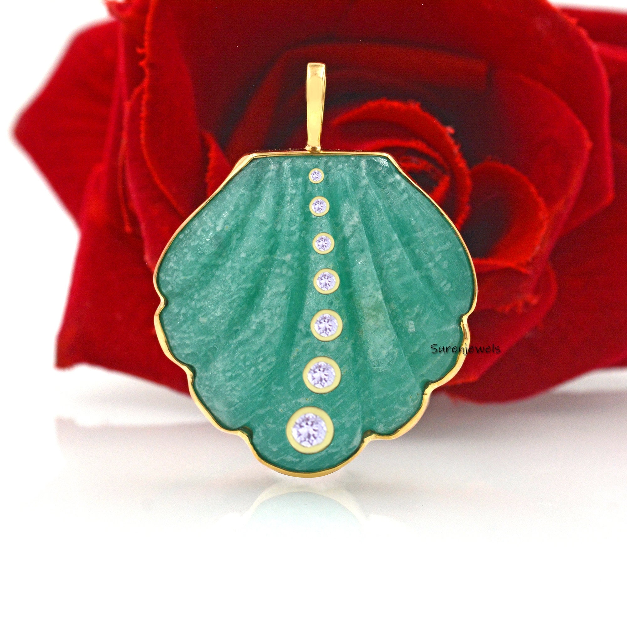 14K Gold Scallop Shell Pendant: Gemstone Beach Jewelry - View 6 - Suren Jewels | SKU: SJP2958-SLYGPOPCZ