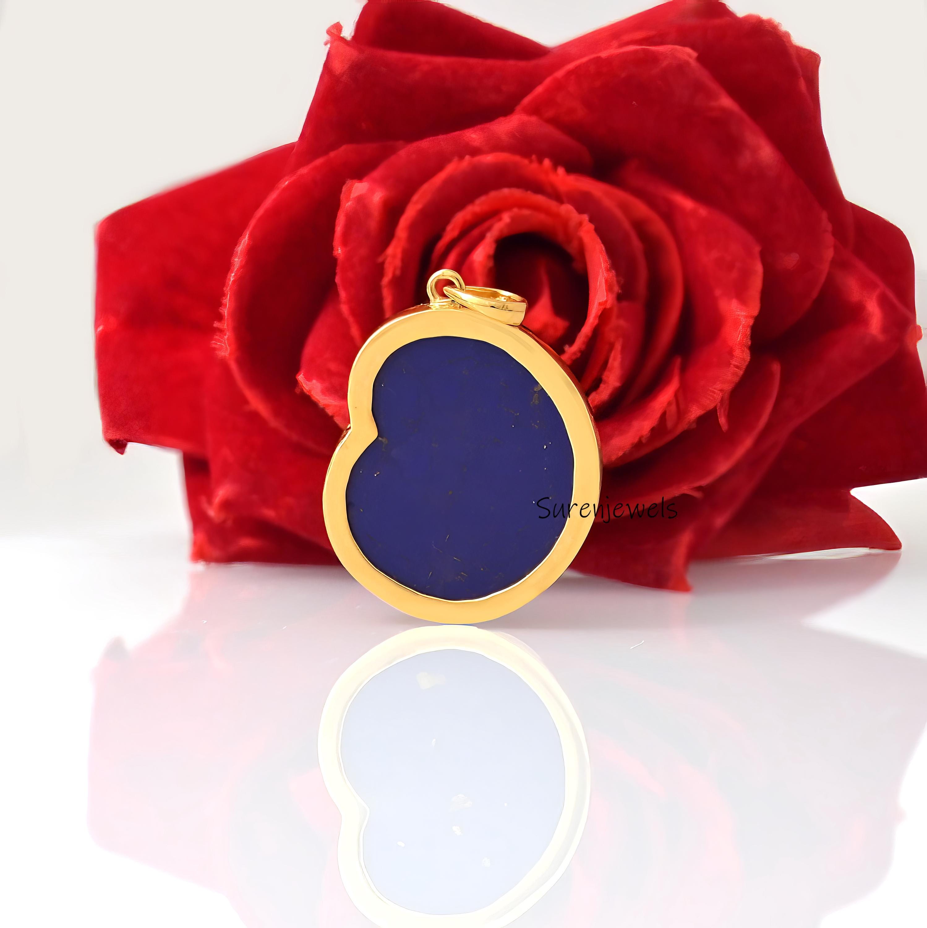 14k Gold Cowrie Shell Pendant: Pearl & CZ Accent - View 4 - Suren Jewels | SKU: SJP5068-SLYGLPZTQ-30M
