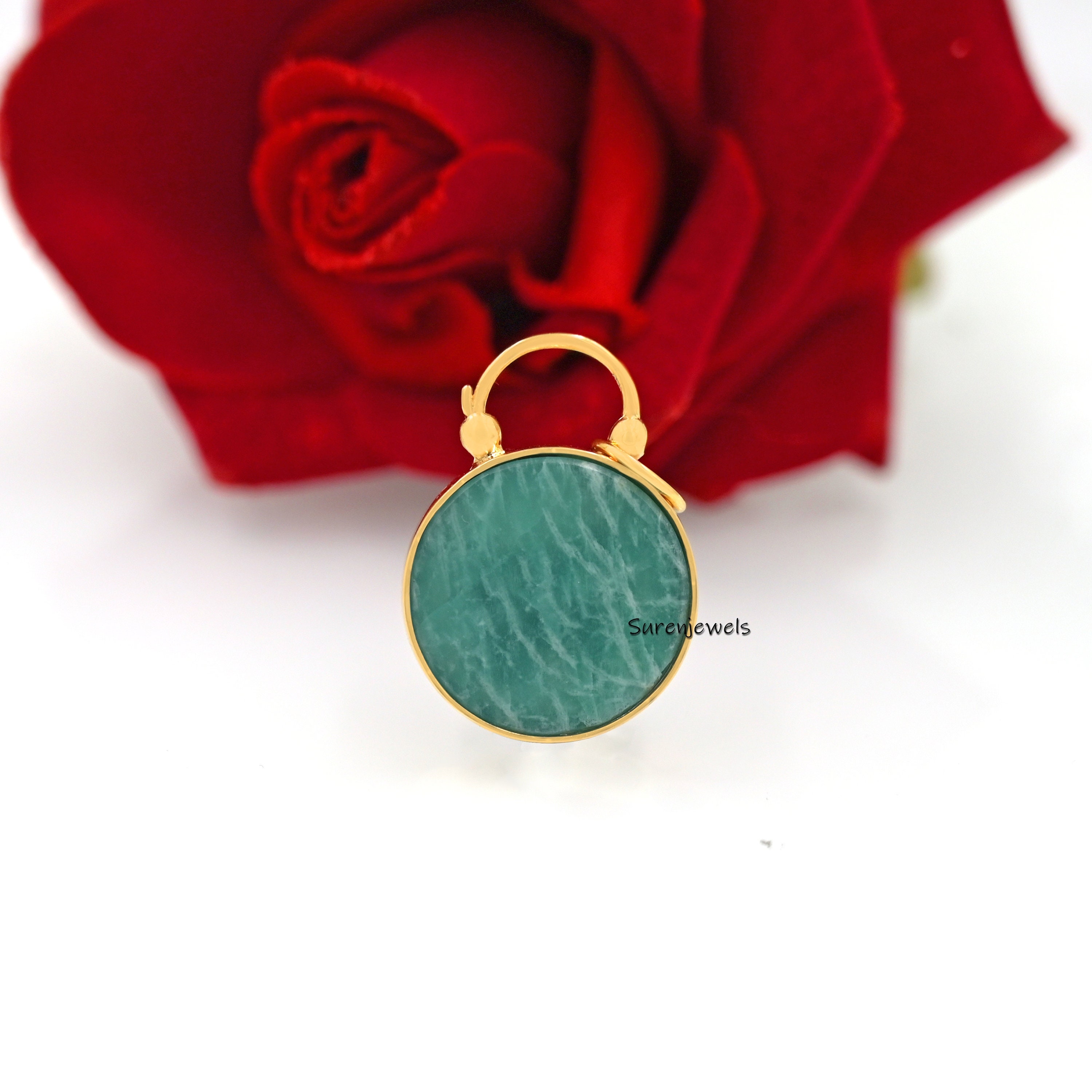 Gemstone Padlock Pendant, Handmade Designer Padlock - View 4 - Suren Jewels | SKU: SJP1624-SLYGAZ-35M