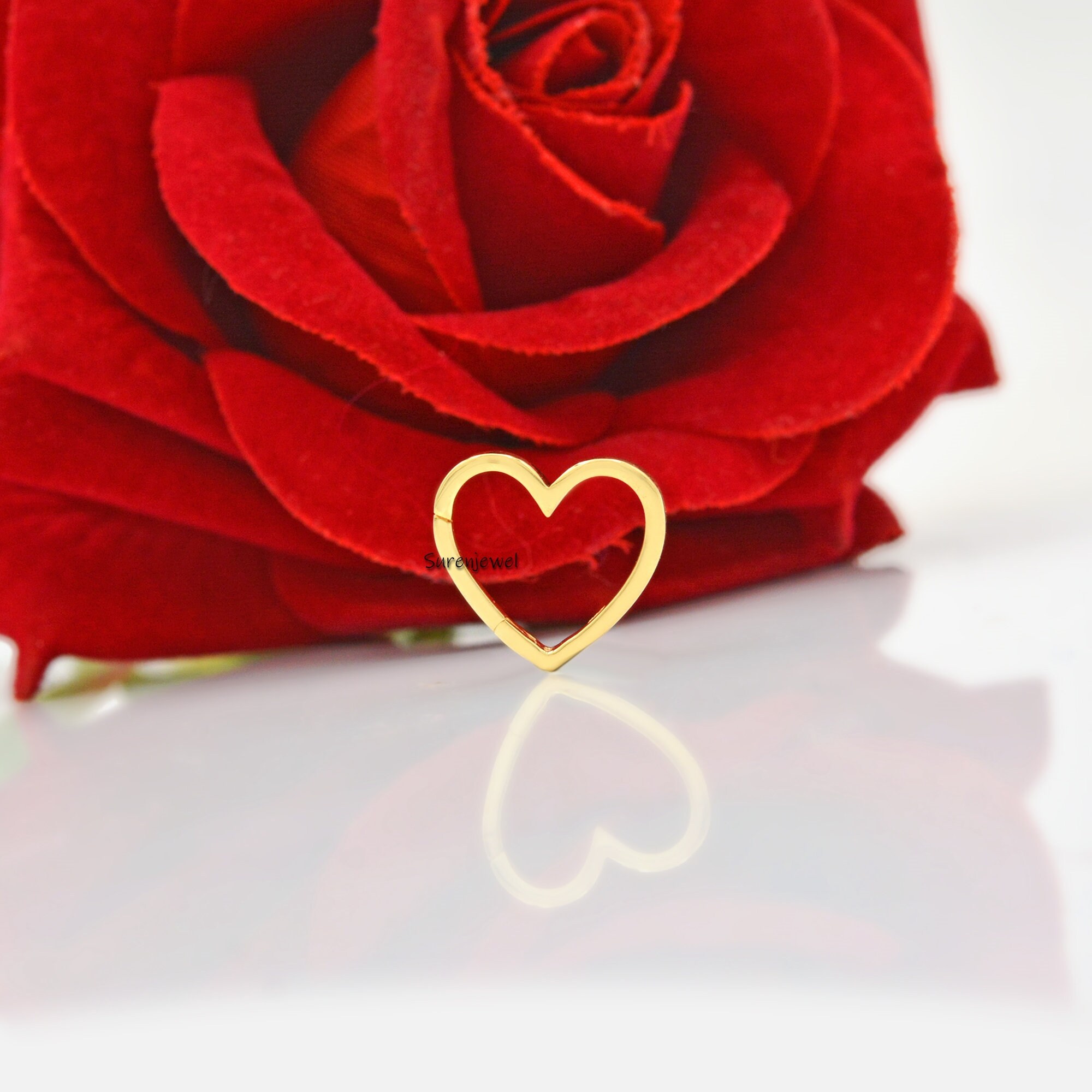 14k Gold Heart Charm Holder: Multi Charm Lock Enhancer - View 5 - Suren Jewels | SKU: SJP536-14KYG-N47-18I