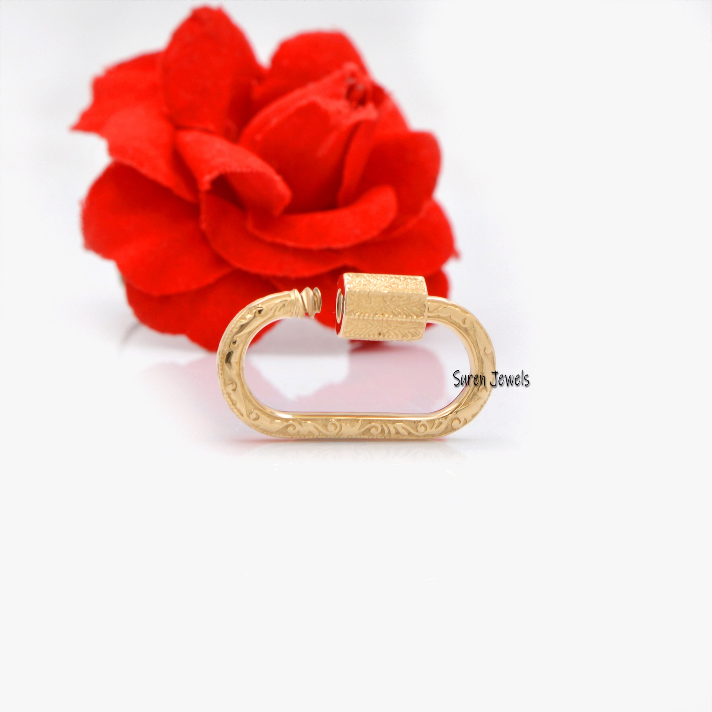 925 Silver Engraved Carabiner Lock: Designer Pendant - View 2 - Suren Jewels | SKU: SJC108-SLYG-50M