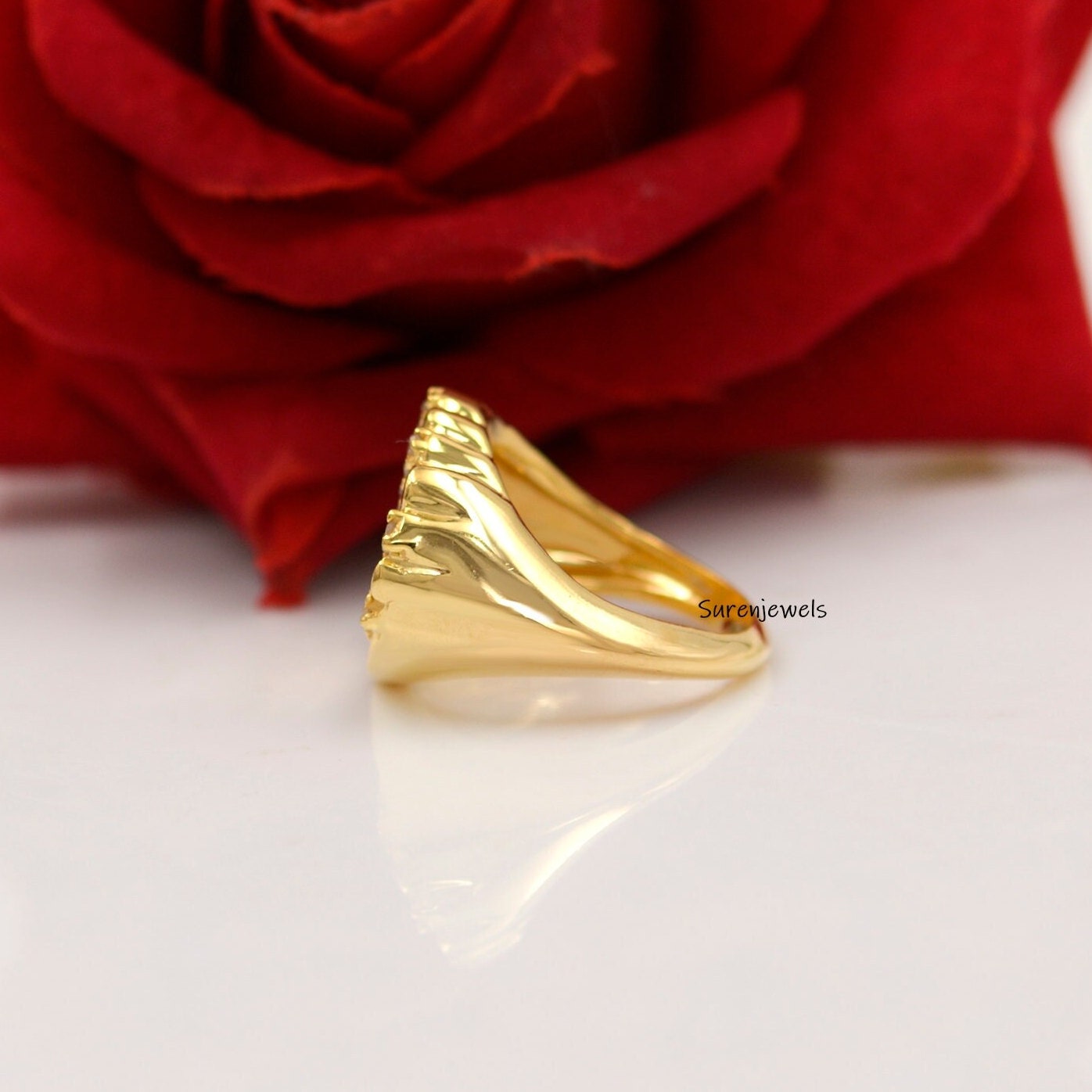 Sunrise Shell 14k Gold Ring: Hammered Hawaii Seashell Ring - View 2 - Suren Jewels | SKU: SJR932-SLYGDI-US-8