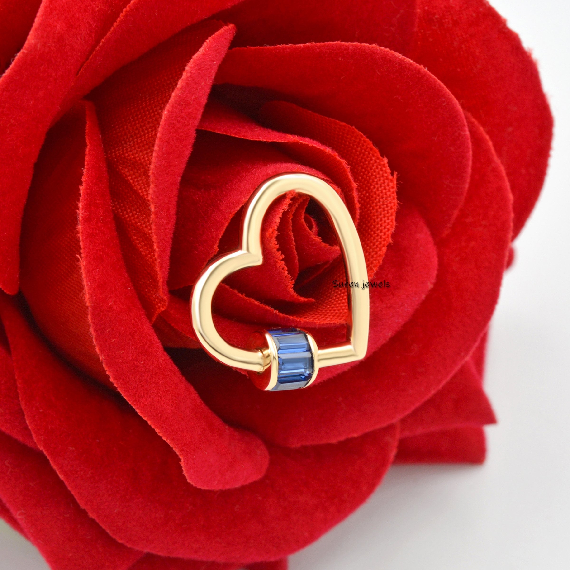 925 Silver Heart Carabiner Lock: Baguette Pendant, Designer Jewelry - Suren Jewels | SKU: SJC14-14KYGBTTBSP-20M