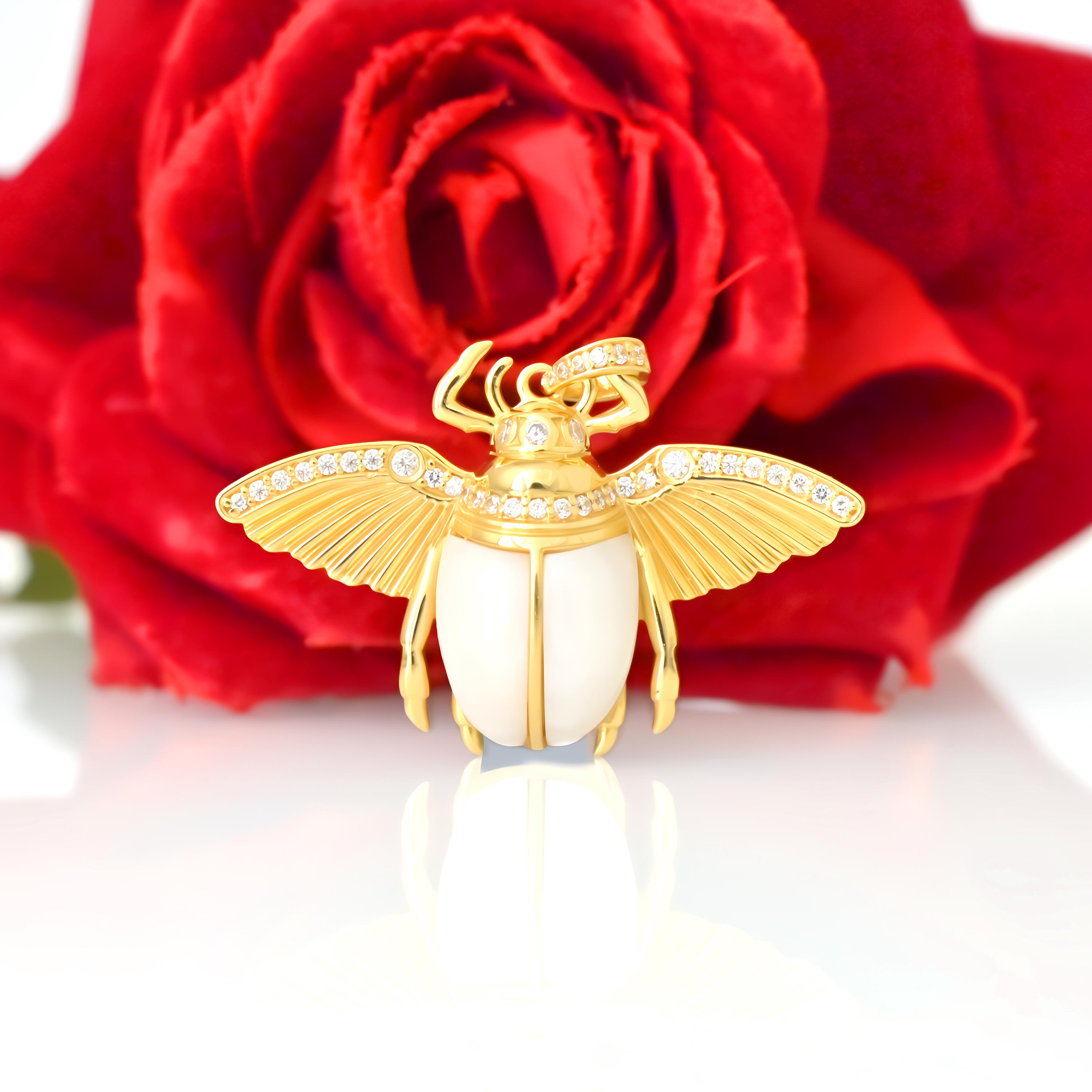 14K Gold Lapis Scarab Pendant: Hand Carved Egyptian Beetle Amulet - View 6 - Suren Jewels | SKU: SJP4824-SLNSBO-30M,SJP,SJP48