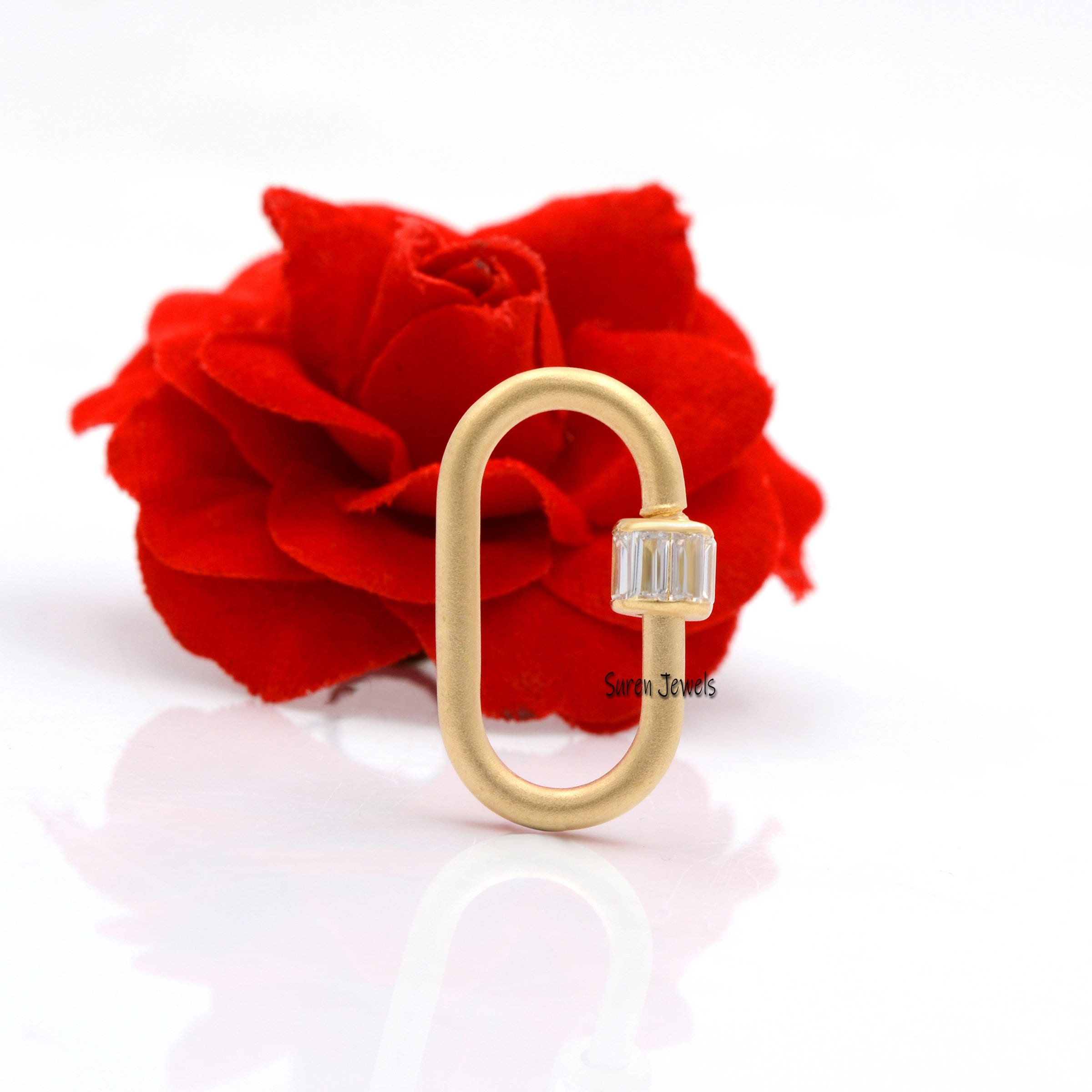 14k Solid Gold Carabiner Lock Bracelet: Chunky Curb Chain, White Topaz - View 2 - Suren Jewels | SKU: MJA554-SLWGYGBTTWT-C136