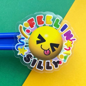 Naklejka przezroczysta Feelin Silly – przezroczysta naklejka winylowa 3D Low Poly