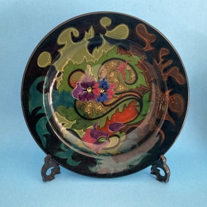 High-glazed Art Nouveau Zuid Holland Gouda wall plate, circa 1905