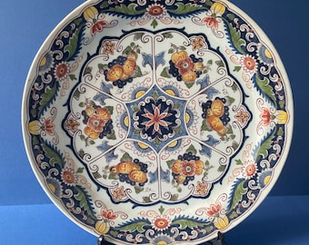 Large Delft wall charger by the Makkum Tichelaar company - 14 inch diameter- unusual decor 1970s