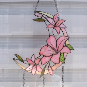 Suncatcher Crescent Moon with pink lilies Stained glass Flower decor Dreamcatcher Wall art Hand made gifts for her Mother&#39;s day gift