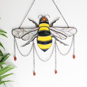 Dreamcatcher bee Suncatcher bee decor Wall and window decor Stain glass decor Window panel Home wall decor