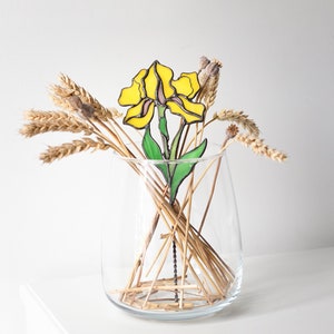Plant stake Iris Stained glass Plant suncatcher Art Mother&#39;s day gift Garden Decor in a flowerpots Spring decor Gifts for plant lovers