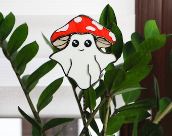 Plant stake Ghost mushroom Halloween Stained glass Suncatcher Garden stake Cute decor Fun gifts for gardeners