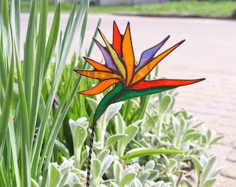 Plant stake Strelitzia Garden decor Stained glass Suncatcher flowers Gifts for plant lovers Exotic plants Gifts for gardeners Mother's day