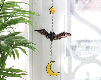 Suncatcher bats with moon and star Hallowen decor Stained glass bats Suncatcher bats Suncatcher moon Moon decor wall hanging Window decor