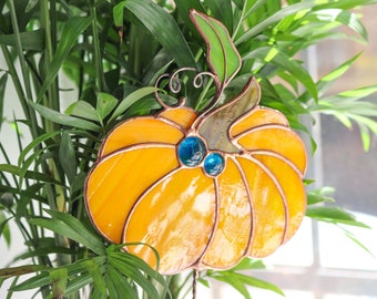 Plant stale Orange pumpkin Stained glass Suncatcher for garden Decor for flowerpot Garden Halloween decor Gifts for gardeners