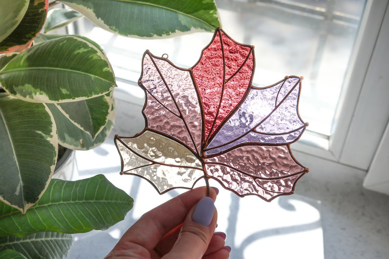 Suncatcher maple leaf Stained glass maple leaf Canadian maple decor Wall art decor Window hangings decor Gifts for plant lovers image 4