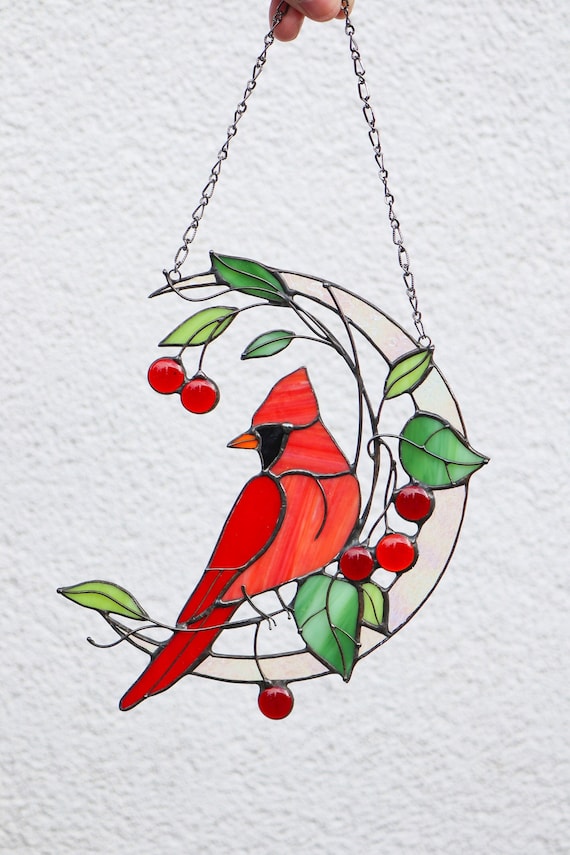 Acchiappasole a forma di cardinale in vetro colorato fatto a mano, in rosso cattedrale, idea regalo commemorativa, decorazione naturale per la casa, decorazione unica per finestre o pareti - Italia