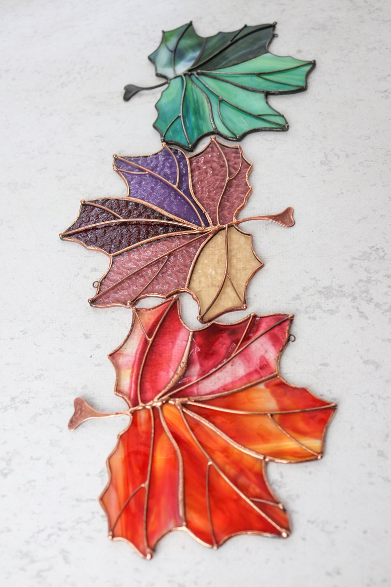 Suncatcher maple leaf Stained glass maple leaf Canadian maple decor Wall art decor Window hangings decor Gifts for plant lovers image 2