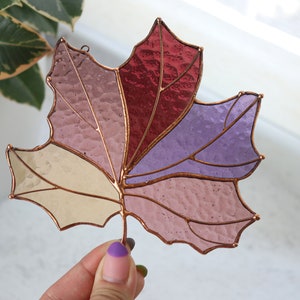 Suncatcher maple leaf Stained glass maple leaf Canadian maple decor Wall art decor Window hangings decor Gifts for plant lovers image 8