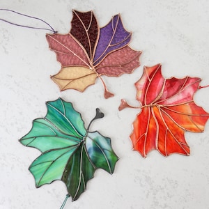 Suncatcher maple leaf Stained glass maple leaf Canadian maple decor Wall art decor Window hangings decor Gifts for plant lovers image 10