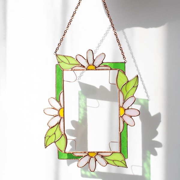 Photo frame Green Daisies Stained glass wall art Picture frame Sun catcher Stained glass suncatcher Custom picture frame Gift for friend