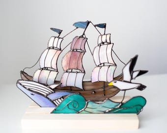Gebrandschilderd glas schip boot walvis zonvangers nautisch decor uniek interieur iriserende plank decor uniek cadeau cadeaus voor vrienden oceaankunst