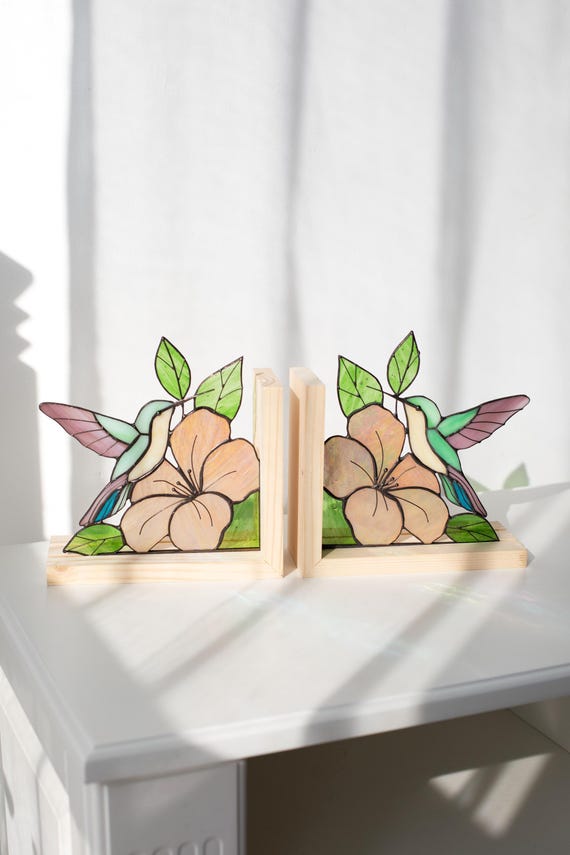 Hummingbird Book ends Stained glass Flowers Bird decor Book end Bookshelf decor Unique bookends Stain glass