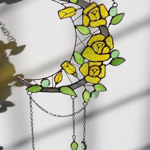 Dreamcatcher crescent moon with rose Stained glass rose Suncatcher rose Suncatcher moon Wall art decor for room Hand made gifts for her Yellow